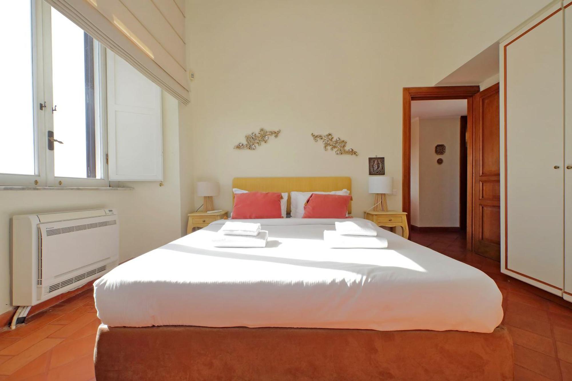 Piazza Di Spagna Cozy House & Amazing View